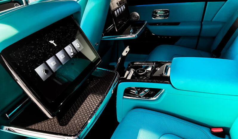Rolls Royce Cullinan Black Badge lleno