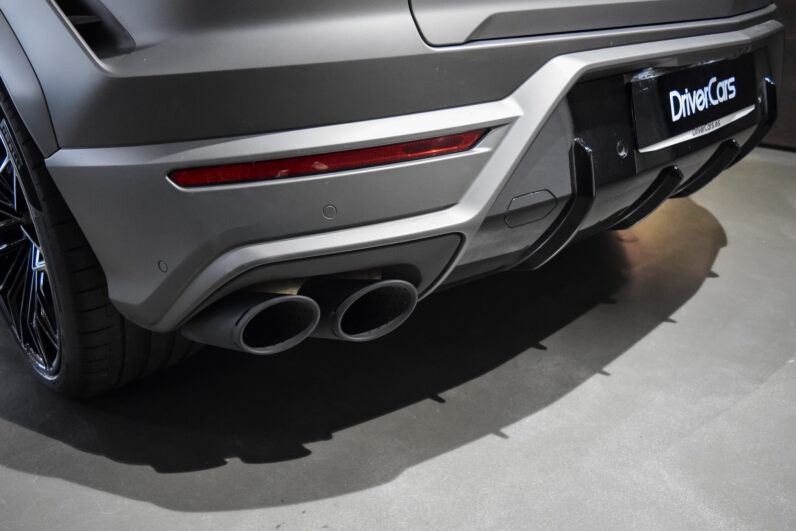 Lamborghini Urus SE lleno