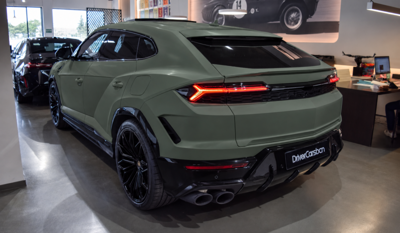 Lamborghini Urus SE lleno