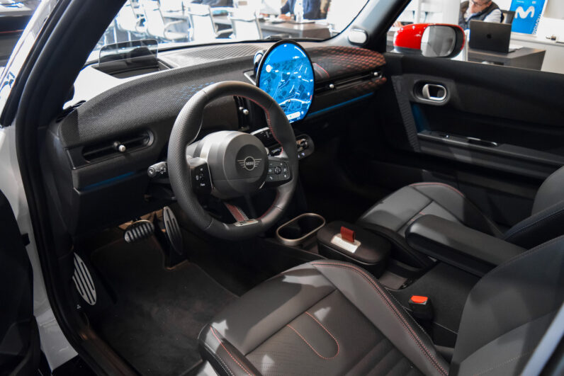 Mini John Cooper Works lleno