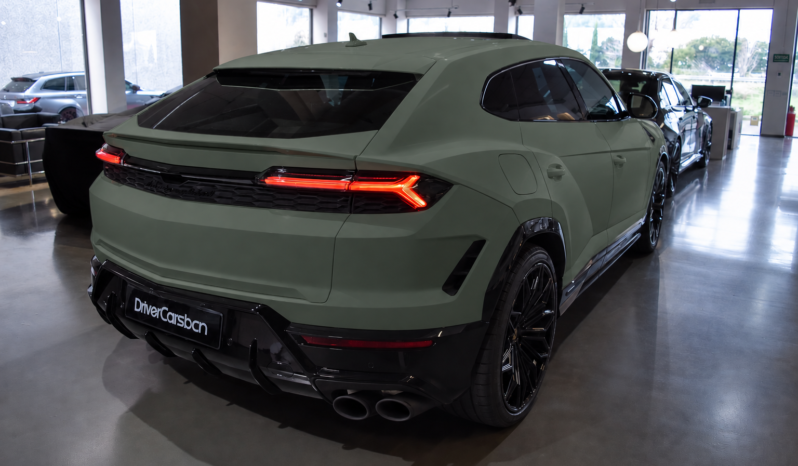 Lamborghini Urus SE lleno