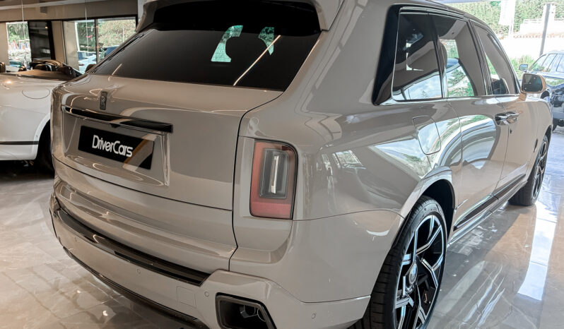 Rolls Royce Cullinan Black Badge lleno