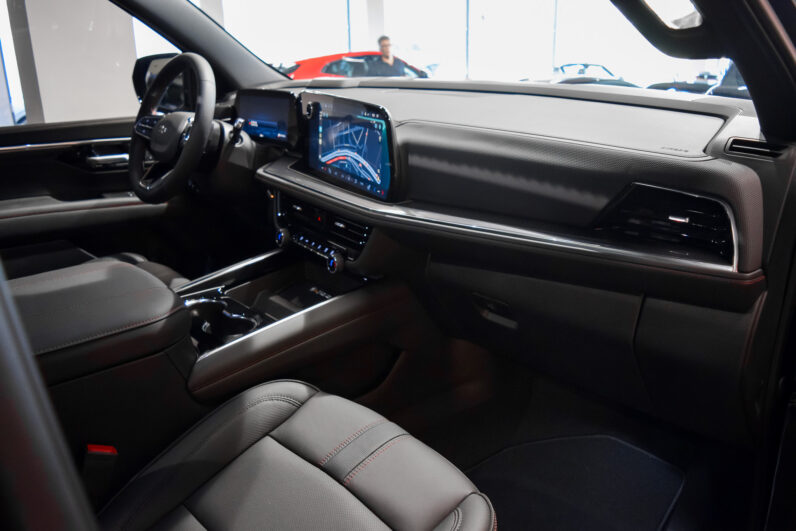 Chevrolet Tahoe 6.2 V8 RST lleno