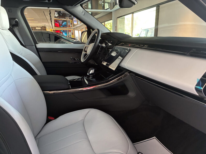 Range Rover Sport Momentum 3.0 PHEV Dynamic SE 460 lleno