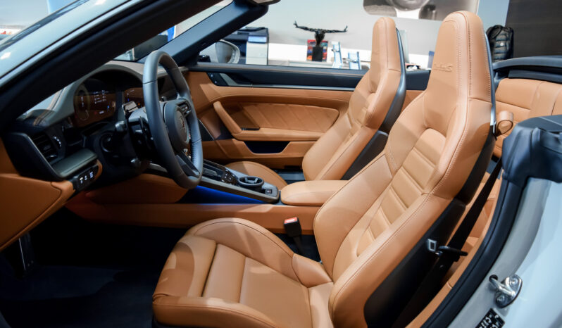 Porsche 911 Turbo S Cabrio lleno