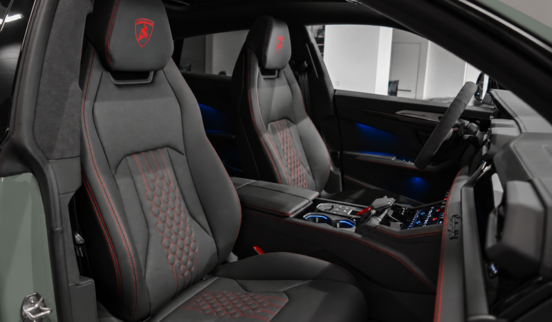 Lamborghini Urus SE lleno