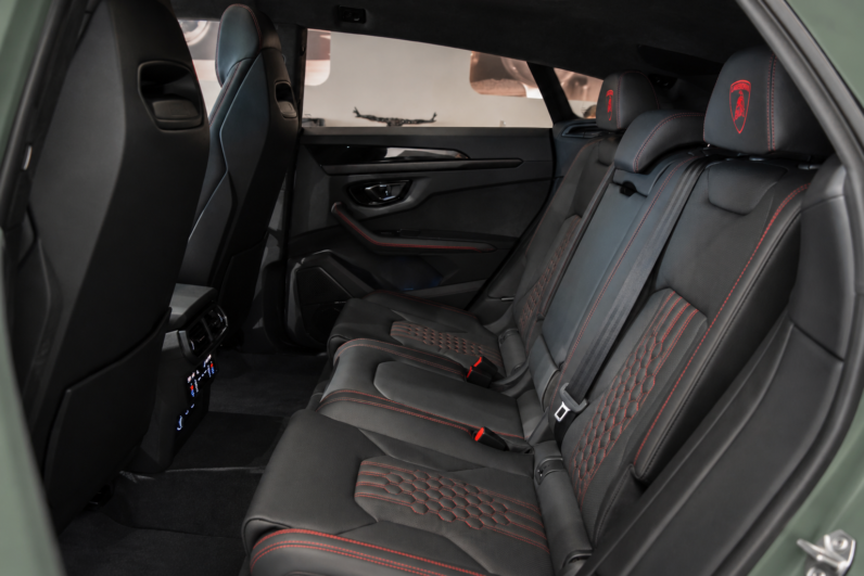 Lamborghini Urus SE lleno
