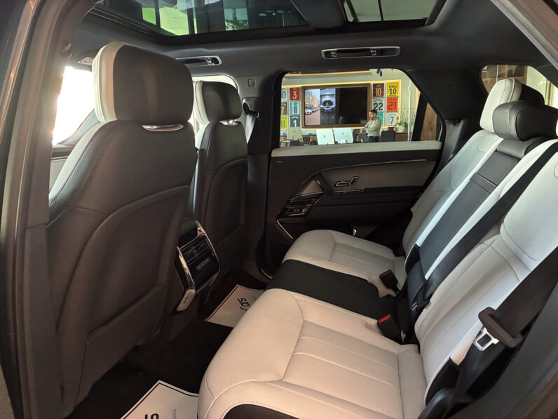 Range Rover Sport Momentum 3.0 PHEV Dynamic SE 460 lleno