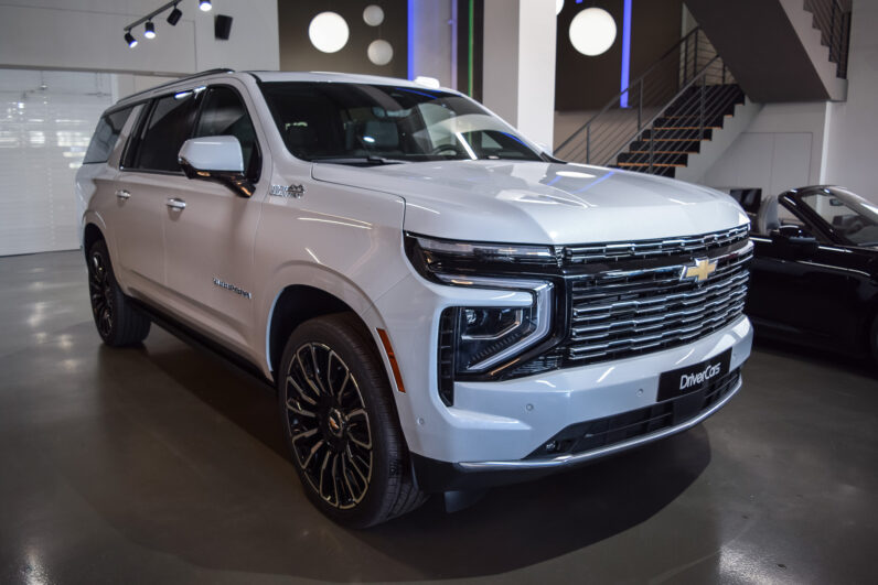 Chevrolet Suburban High Country
