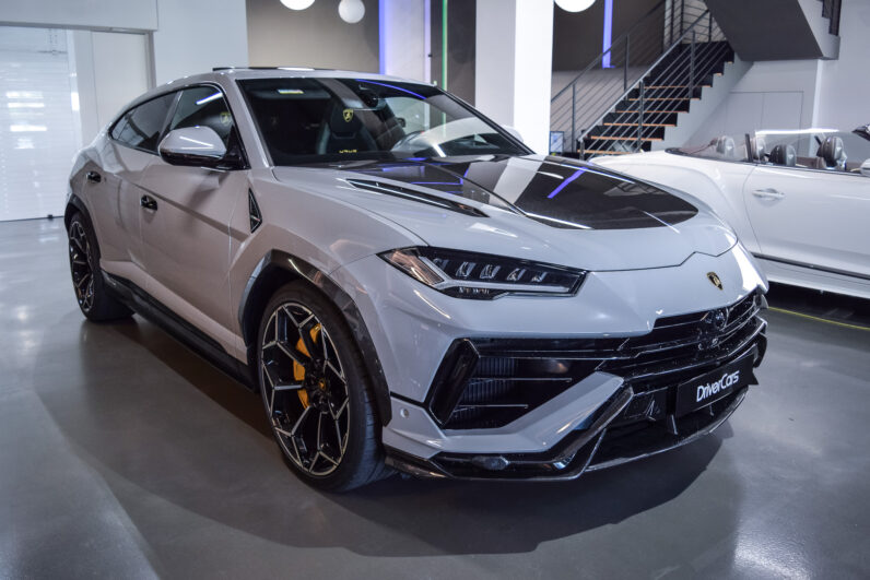 Lamborghini Urus Performante