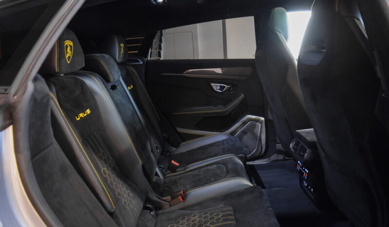 Lamborghini Urus Performante lleno