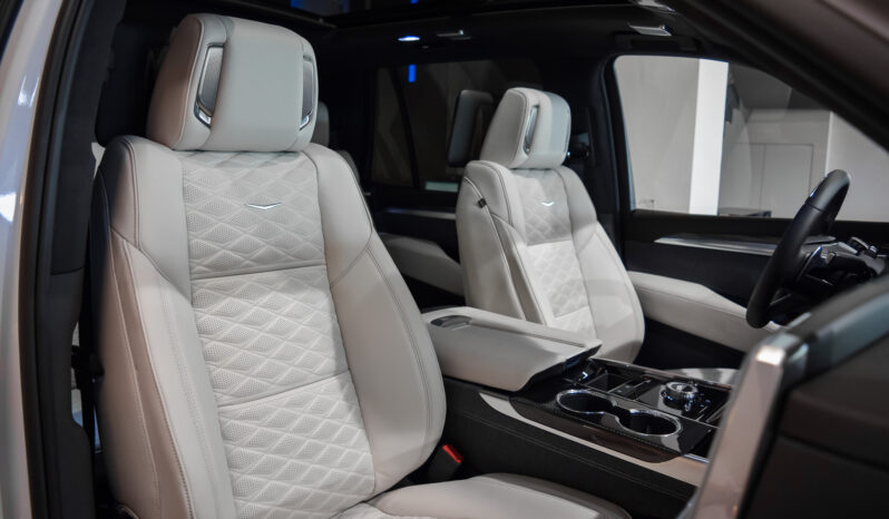Cadillac Escalade 6.2 V8 Supercharged V-Series SWB lleno