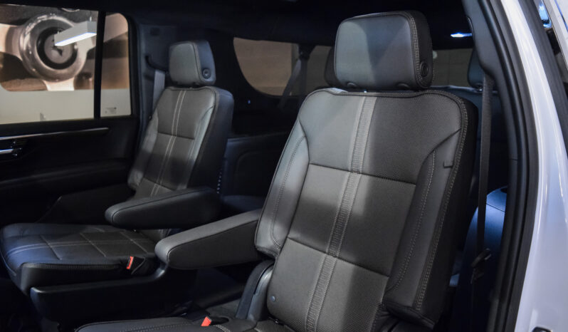 Chevrolet Suburban High Country lleno