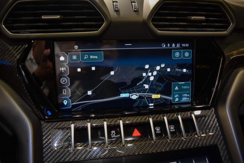 Lamborghini Urus Performante lleno
