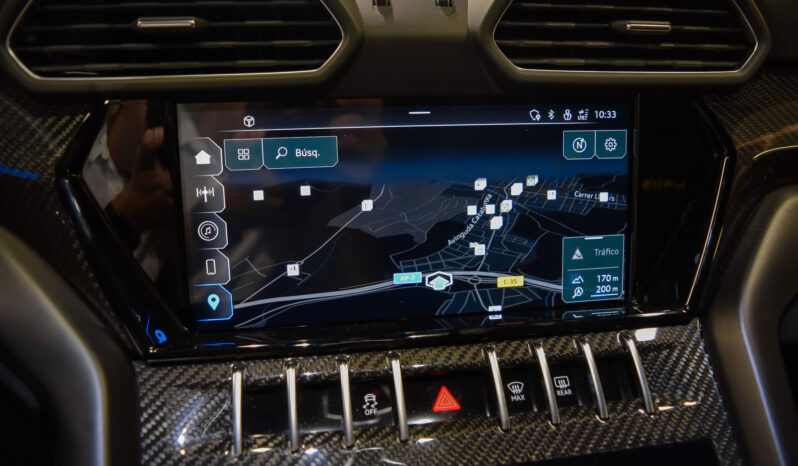 Lamborghini Urus Performante lleno
