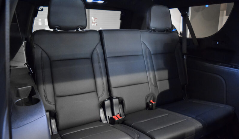 Chevrolet Suburban High Country lleno