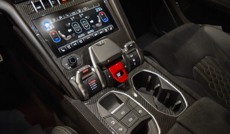 Lamborghini Urus Performante lleno