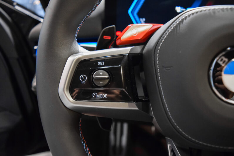 BMW M5 Touring lleno