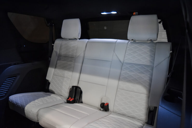 Cadillac Escalade 6.2 V8 Supercharged V-Series SWB lleno