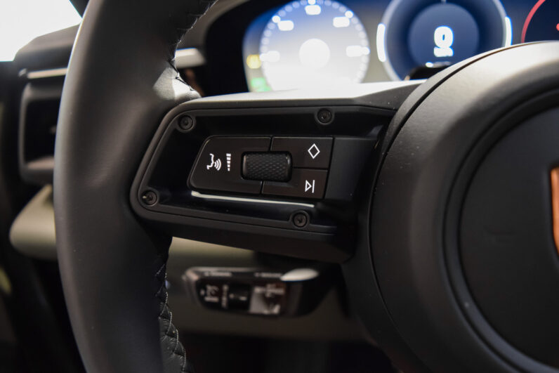 Porsche Macan 4 lleno