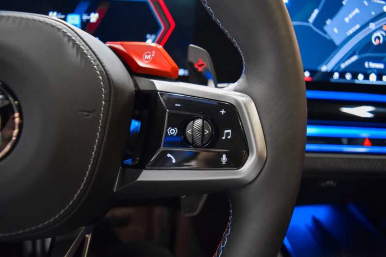 BMW M5 Touring lleno