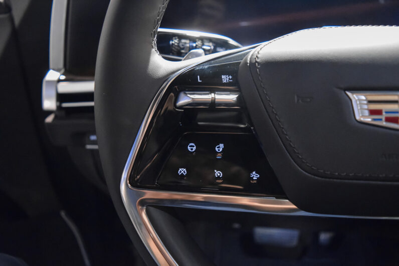 Cadillac Escalade 6.2 V8 Premium Luxury ESV lleno