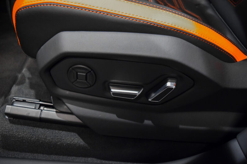 Lamborghini Urus SE lleno