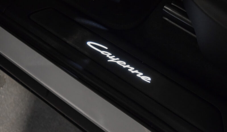 Porsche Cayenne Coupé E-Hybrid lleno