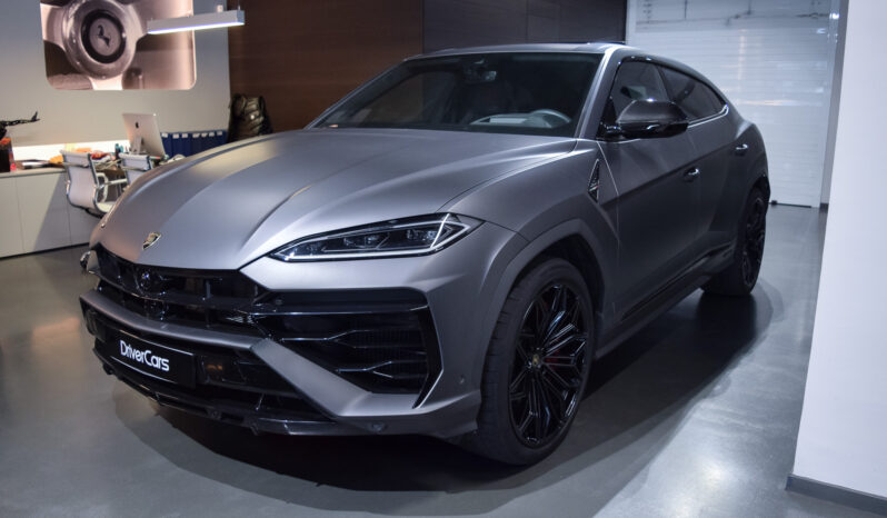 Lamborghini Urus SE lleno