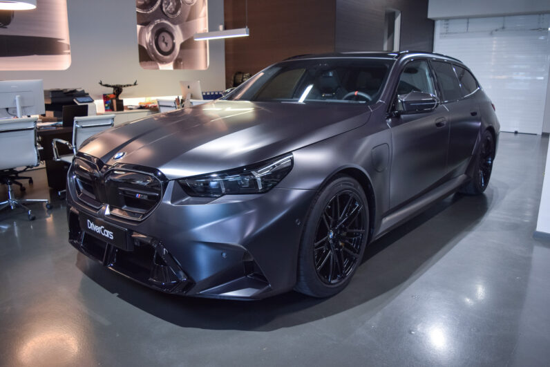 BMW M5 Touring lleno