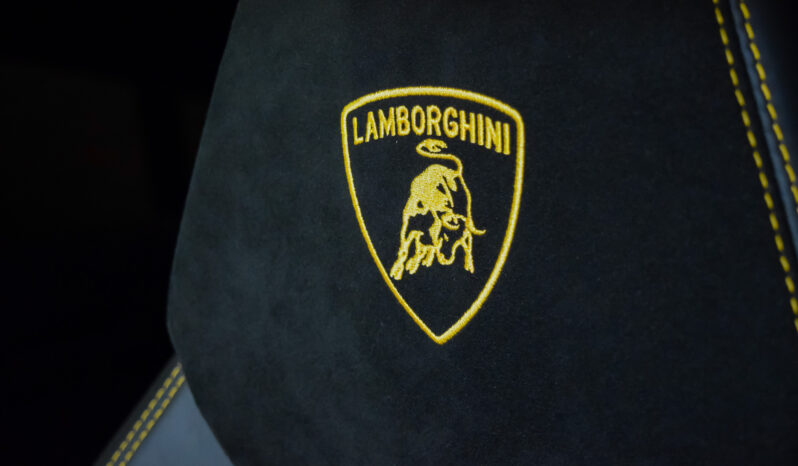 Lamborghini Urus Performante lleno
