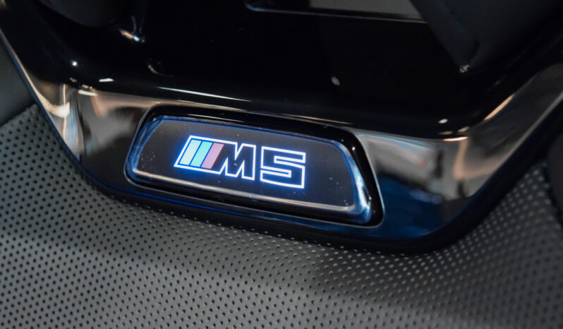 BMW M5 Touring lleno