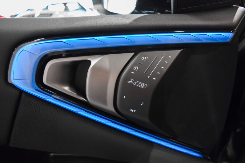 BMW X3 M50 xDrive lleno
