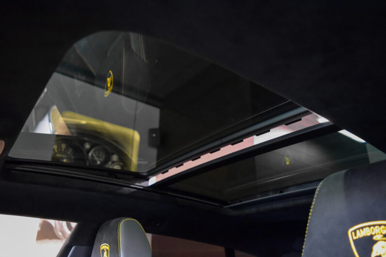 Lamborghini Urus Performante lleno