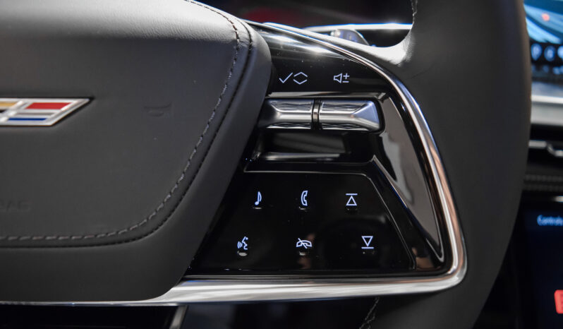 Cadillac Escalade 6.2 V8 Supercharged V-Series SWB lleno