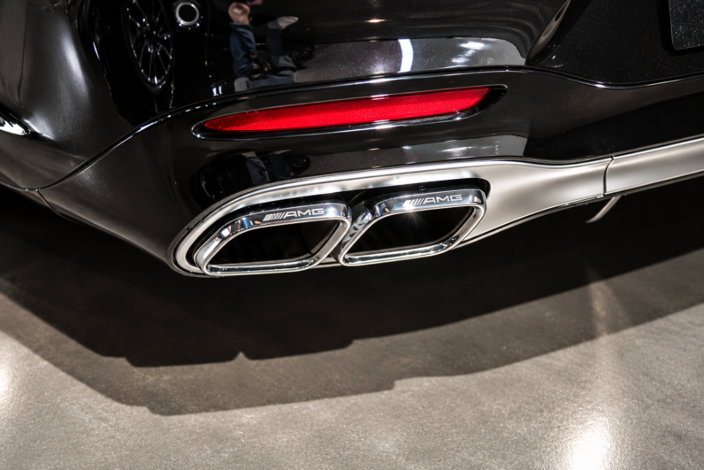 Mercedes Benz SL 63 AMG 4MATIC lleno