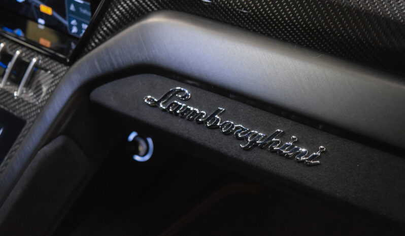 Lamborghini Urus Performante lleno