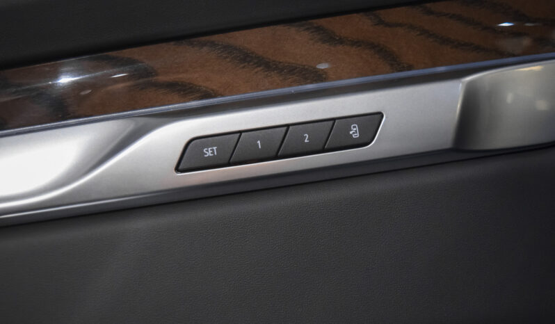 Cadillac Escalade 6.2 V8 Premium Luxury ESV lleno