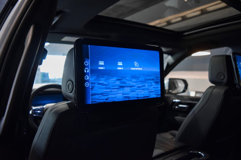 Chevrolet Suburban High Country lleno