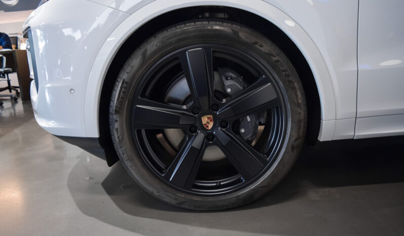 Porsche Cayenne Coupé E-Hybrid lleno