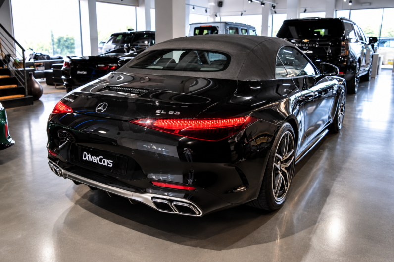 Mercedes Benz SL 63 AMG 4MATIC lleno