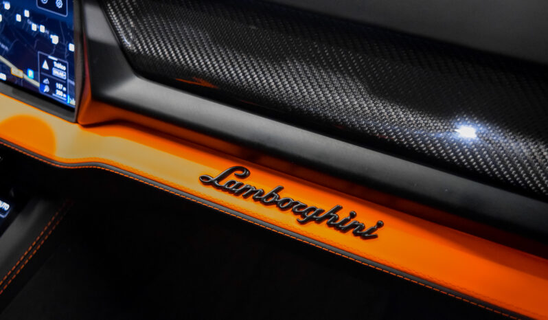 Lamborghini Urus SE lleno