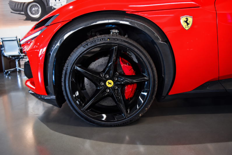 Ferrari Purosangue MY26 lleno