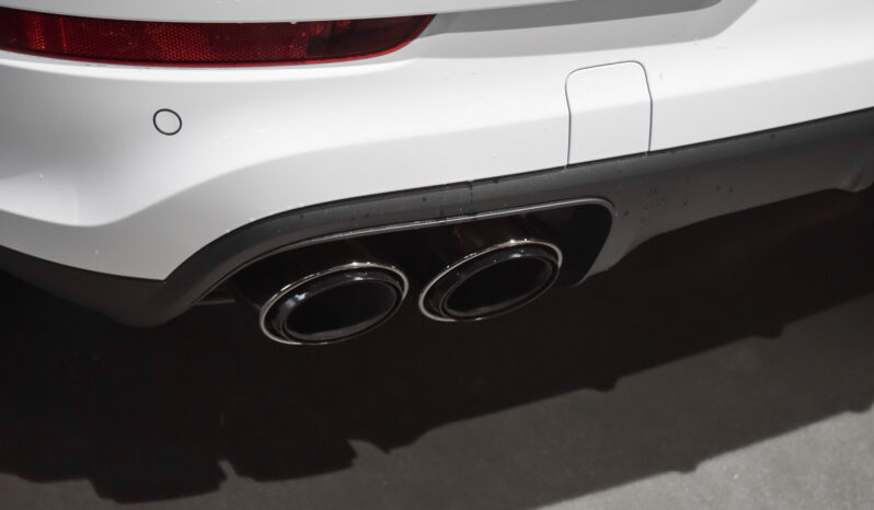 Porsche Cayenne Coupé E-Hybrid lleno
