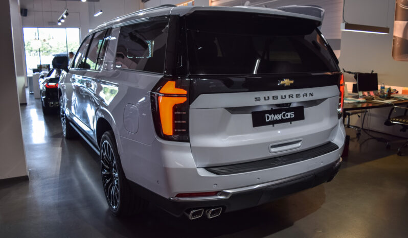 Chevrolet Suburban High Country lleno