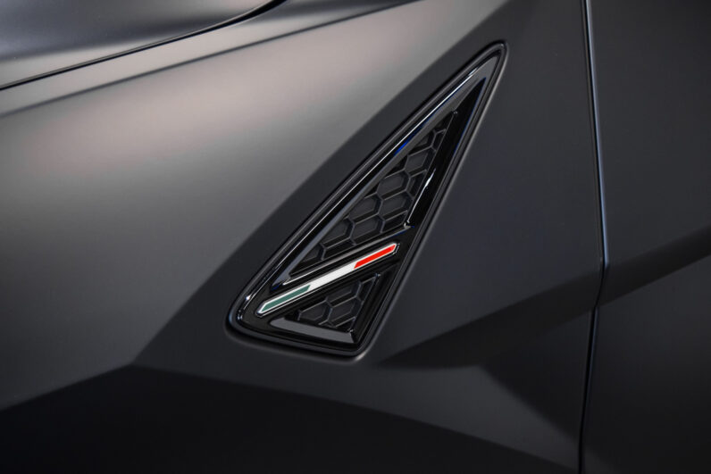 Lamborghini Urus SE lleno