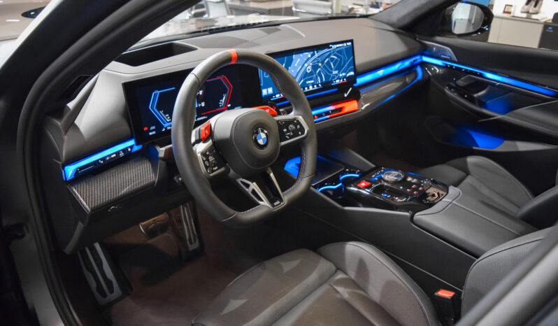 BMW M5 Touring lleno