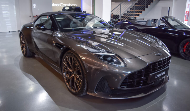 Aston Martin DB12 Volante lleno