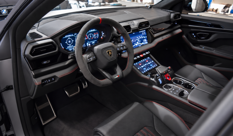 Lamborghini Urus SE lleno