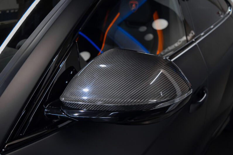 Lamborghini Urus SE lleno